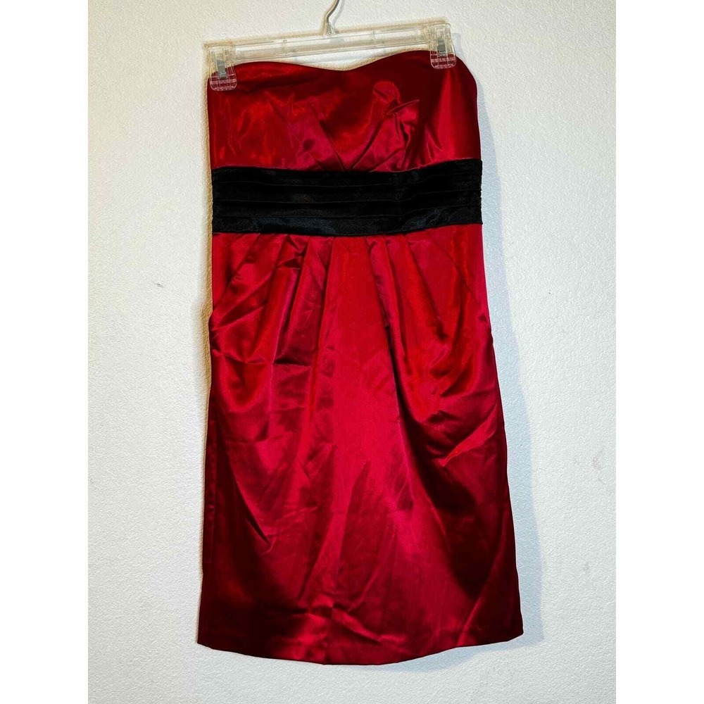 Women's Strapless Black Band Cocktail Satin Dress Red Valentines Party Size 7